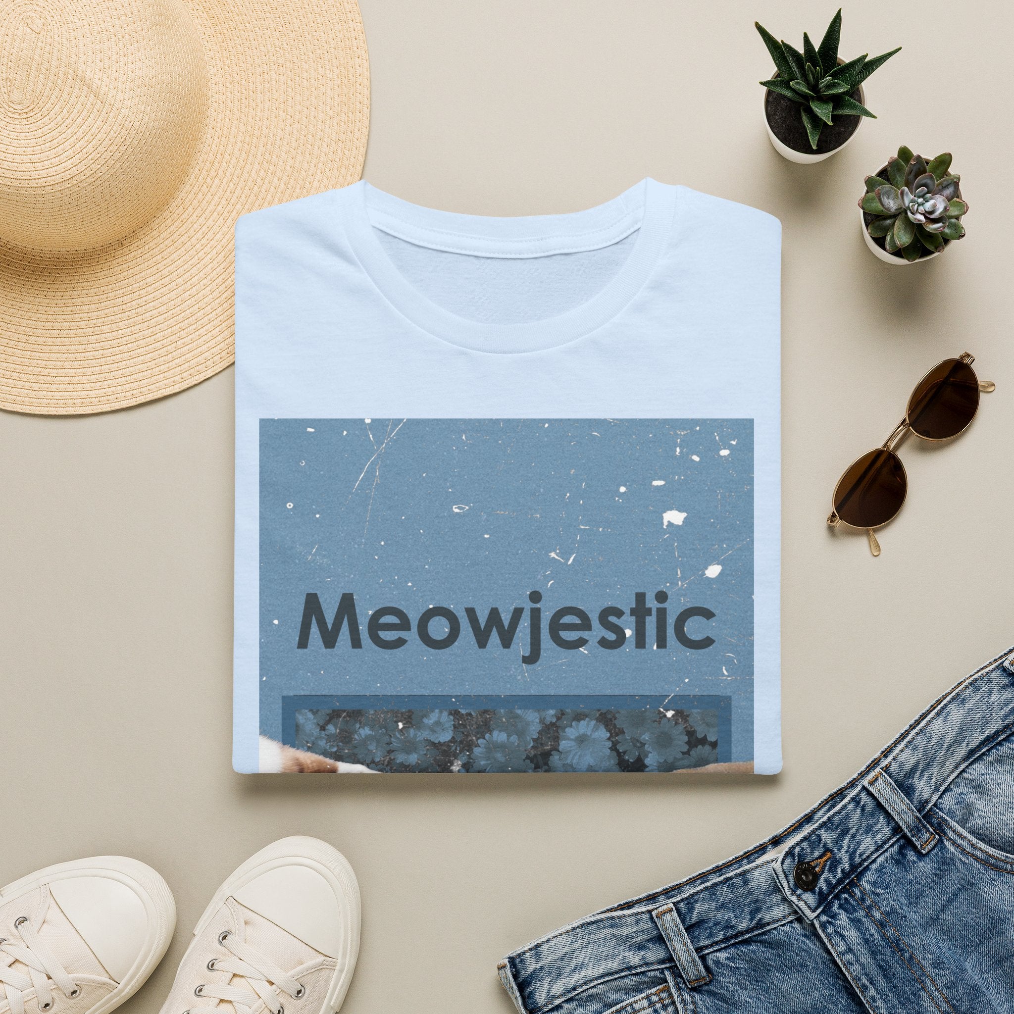 Meowjest ic Cat Graphic T-Shirt — Playful 'Meowjestic' Design for Cat Lovers